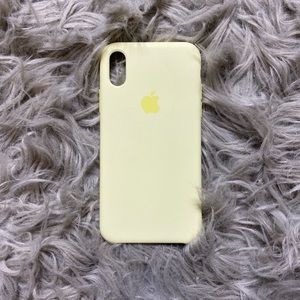 apple yellow silicone case